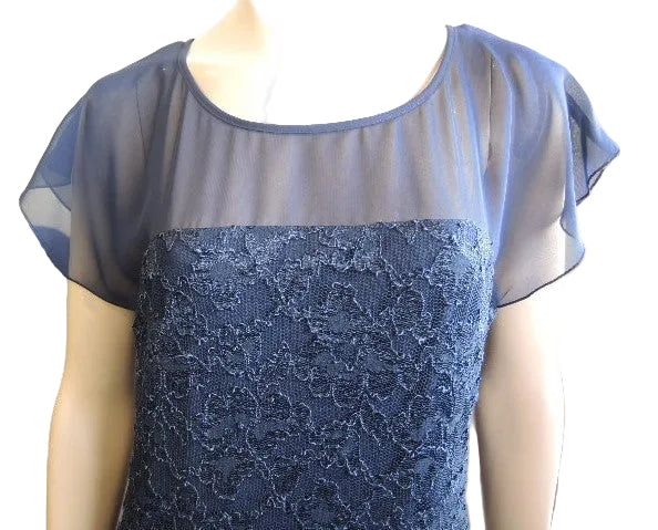 Eve Hunter Lace Dress (Navy or Black)