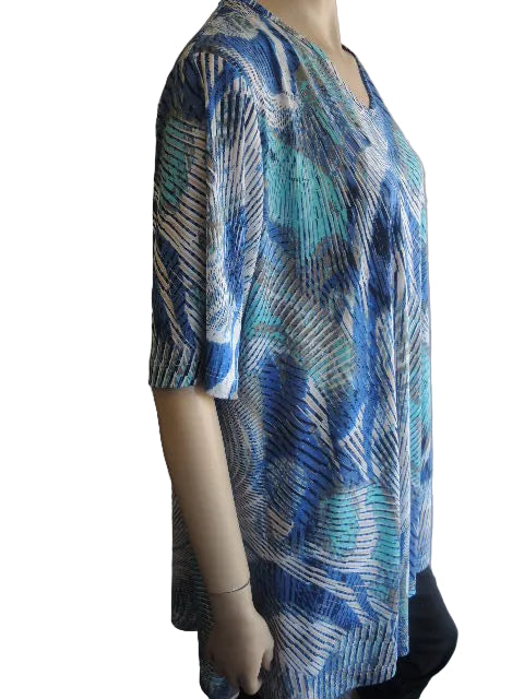 Shelz Flattering Swing Top