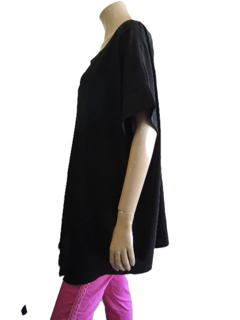 Vivid Loose Black Top