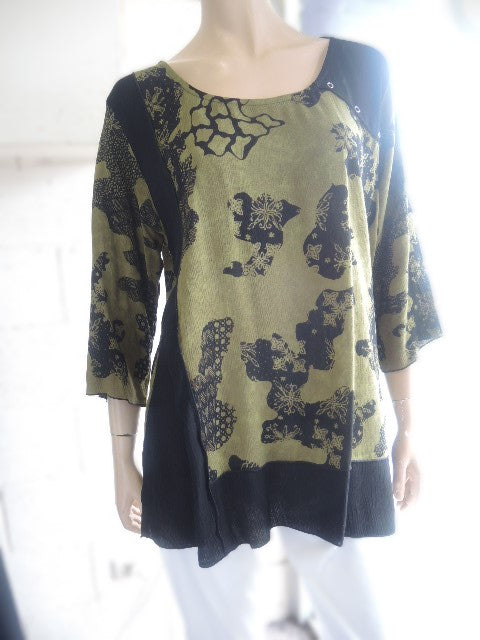 Kita Ku Crinkle Rayon Top