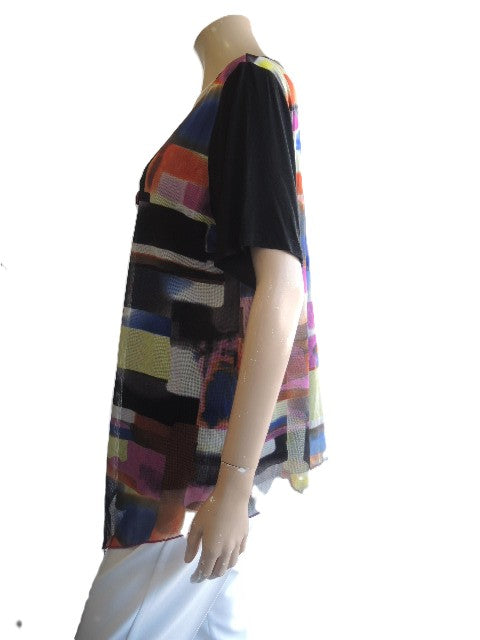 Qior Stretch Mesh Tunic Top