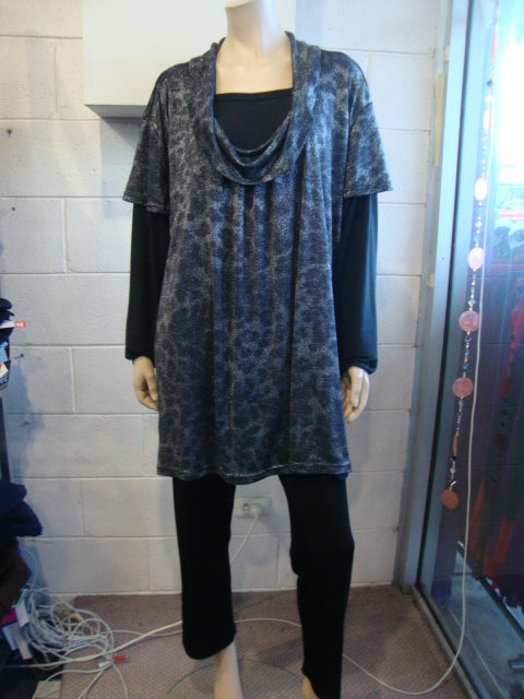 Shelz Top