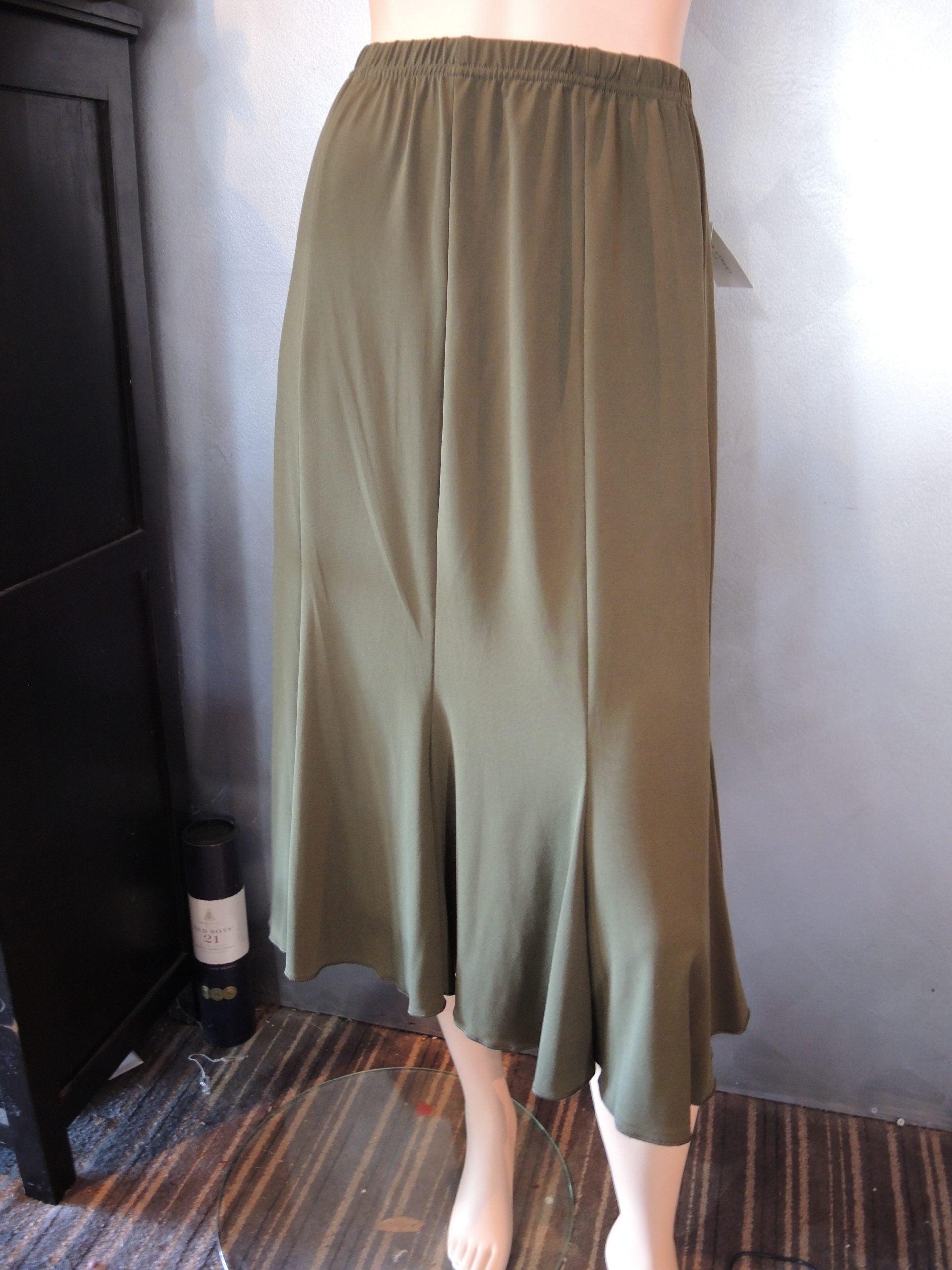 Tanner St Stretch Skirt
