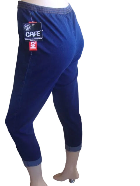 Cafe 7/8 Jeans with a cuff