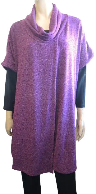 Split Front Warmer Feel Sleeveless Top